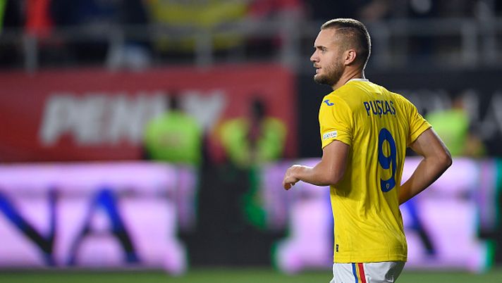 George Puscas in action during the UEFA Nations League -League B Group 3 match between Romania and Montenegro at Rapid Giulesti Stadium on June 14, 2022 in Bucharest, Romania. (Photo by Alex Nicodim/NurPhoto via Getty Images) Genoa, parola di Puscas: “Non possiamo fallire, vogliamo la Serie A” - immagine 1