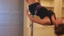VIDEO / Prove di pole dance in casa: la moglie di Ansaldi si esibisce così…