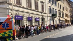 FOTO VN – Fiorentina, che entusiasmo: lunga fila alla biglietteria