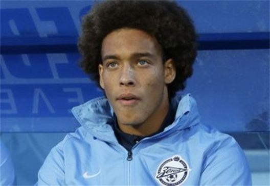 Axel Witsel, centrocampista dello Zenit (fonte foto: www.calcioworld.it) Axel Witsel, centrocampista dello Zenit (fonte foto: www.calcioworld.it)