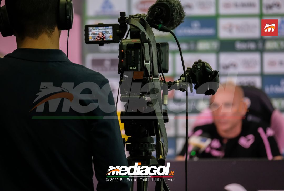 FOTO PALERMO, verso il Pisa: la conferenza di mister Corini (Gallery) - immagine 17