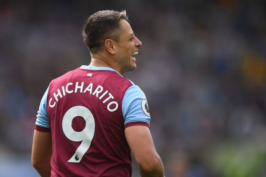 (Photo by Mike Hewitt/Getty Images) Chicarito fuori dal Mondiale: la colpa è dei compagni, che non lo vogliono…- immagine 2