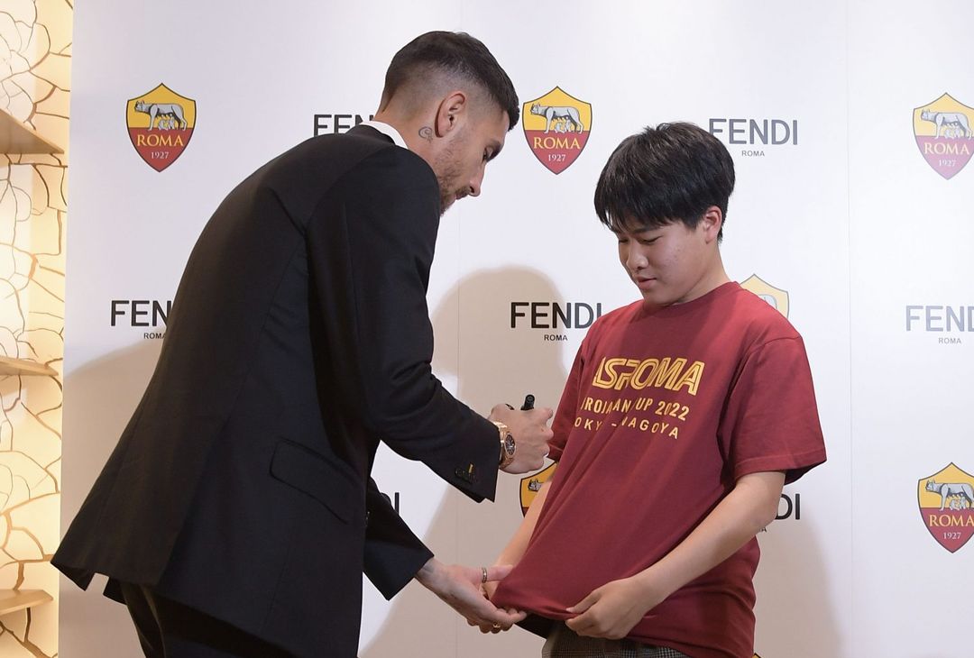Da Pellegrini a Zaniolo: i giallorossi indossano i capi di Fendi – FOTO GALLERY - immagine 4