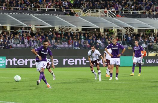 GERMOGLI PH: 13 OTTOBRE 2022 FIRENZE STADIO ARTEMIO FRANCHI CONFERENCE LEAGUE FIORENTINA VS HEARTS NELLA FOTO GOL ESULTANZA GONZALEZ Gonzalez è l’uomo in più. Obiettivo doppia cifra e Italiano se lo coccola- immagine 2