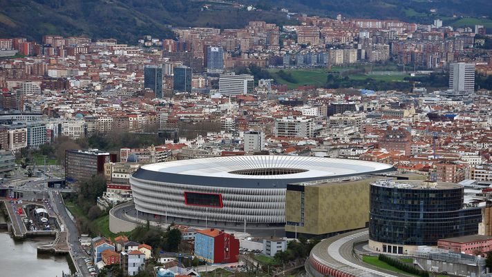 BILBAO, SPAIN - DECEMBER 31: A general view of the Estadio de San Mames ahead of the La Liga Santander match between Athletic Club and Real Sociedad at Estadio de San Mames on December 31, 2020 in Bilbao, Spain. Sporting stadiums around Spain remain under strict restrictions due to the Coronavirus Pandemic as Government social distancing laws prohibit fans inside venues resulting in games being played behind closed doors. (Photo by Juan Manuel Serrano Arce/Getty Images) BILBAO, SPAIN - DECEMBER 31: A general view of the Estadio de San Mames ahead of the La Liga Santander match between Athletic Club and Real Sociedad at Estadio de San Mames on December 31, 2020 in Bilbao, Spain. Sporting stadiums around Spain remain under strict restrictions due to the Coronavirus Pandemic as Government social distancing laws prohibit fans inside venues resulting in games being played behind closed doors. (Photo by Juan Manuel Serrano Arce/Getty Images)