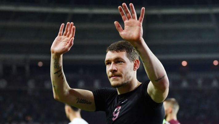TURIN, ITALY - MAY 20: Andrea Belotti of Torino FC acknowledges the fans following their side's defeat in the Serie A match between Torino FC and AS Roma at Stadio Olimpico di Torino on May 20, 2022 in Turin, Italy. (Photo by Valerio Pennicino/Getty Images) Ds Monza: “Belotti? Grande attaccante, non posso escludere nulla” - immagine 1