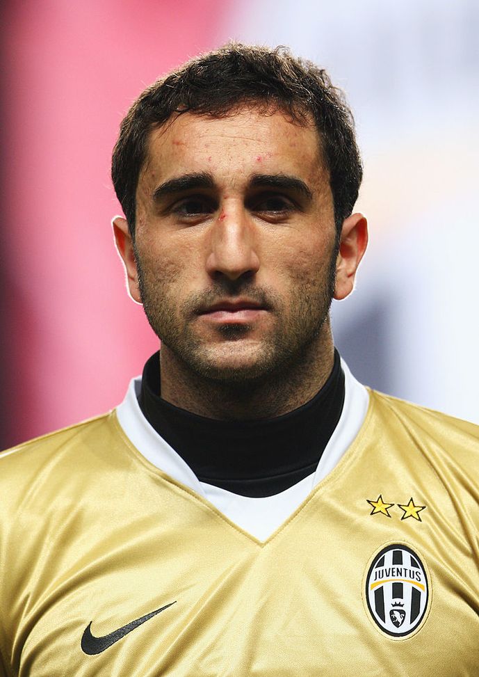 (Photo by Phil Cole/Getty Images) Venezia, Molinaro: “Vogliamo riscattare il derby, Chiellini era mio compagno di squadra…”- immagine 2