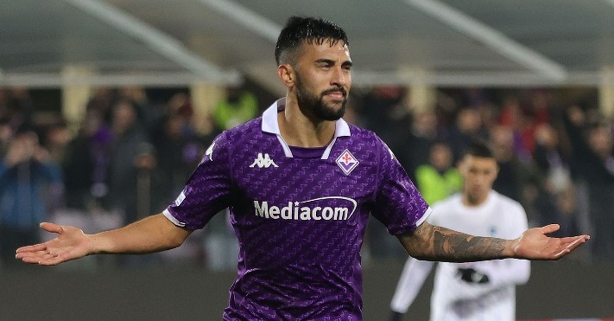 Mesmerizing Ndour Segna, Atta Incanta, La Difesa Svirgola: Fiorentina Bella A Metà Col Deportivo. E Grosso Si Arrabbia Artwork Photography Mesmerizing Ndour Segna, Atta Incanta, La Difesa Svirgola: Fiorentina Bella A Metà Col Deportivo. E Grosso Si Arrabbia Artwork Photography