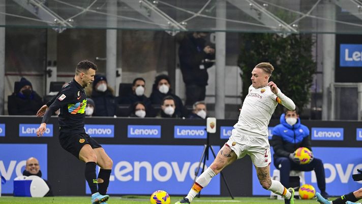 Senza luci a San Siro, la Roma dice addio alla Coppa - immagine 1