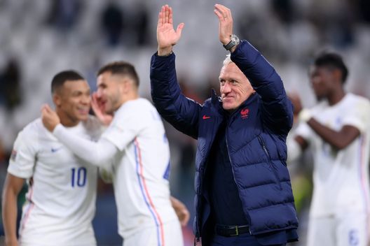 deschamps (Photo by Laurence Griffiths/Getty Images) Mondiali in Qatar, Francia-Australia: le formazioni ufficiali. C’è Giroud con Mbappè- immagine 2