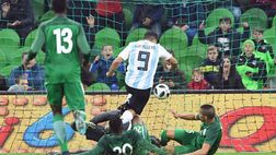 Argentina, attimi di terrore per Aguero: vomita e sviene nell’intervallo. In ospedale per controlli