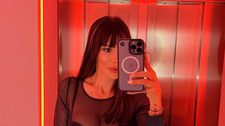 Look hot per lady D’Ambrosio. Enza in versione sexy, il commento di lady Sensi: “Sventola”