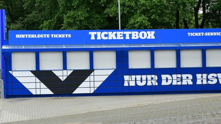 Solo 2000 tifosi per il derby di Amburgo: il St Pauli sul campo dei rivali dopo l’impresa in Coppa - immagine 1