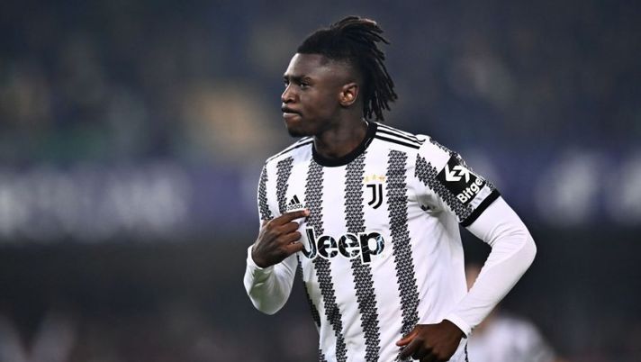 VERONA, ITALY - NOVEMBER 10: Moise Kean of Juventus celebrates after scoring the opening goal during the Serie A match between Hellas Verona and Juventus at Stadio Marcantonio Bentegodi on November 10, 2022 in Verona, Italy. (Photo by Alessandro Sabattini/Getty Images) Voti fantacalcio: c’è un 4! La scelta su Kean, uragano Vlahovic, flop Dia - immagine 1