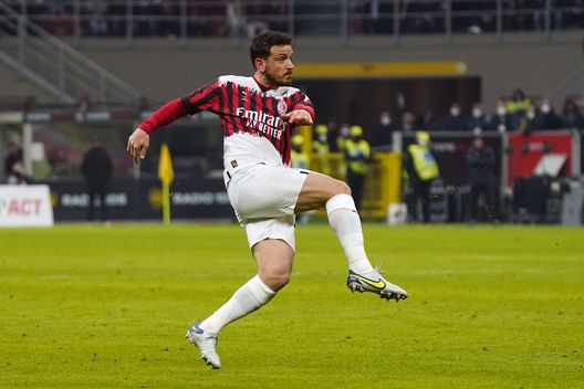 Alessandro Florenzi (difensore AC Milan), qui durante Milan-Bologna 0-0 (Serie A 2021-2022) | News (Getty Images) Alessandro Florenzi (difensore AC Milan), qui durante Milan-Bologna 0-0 (Serie A 2021-2022) | News (Getty Images)