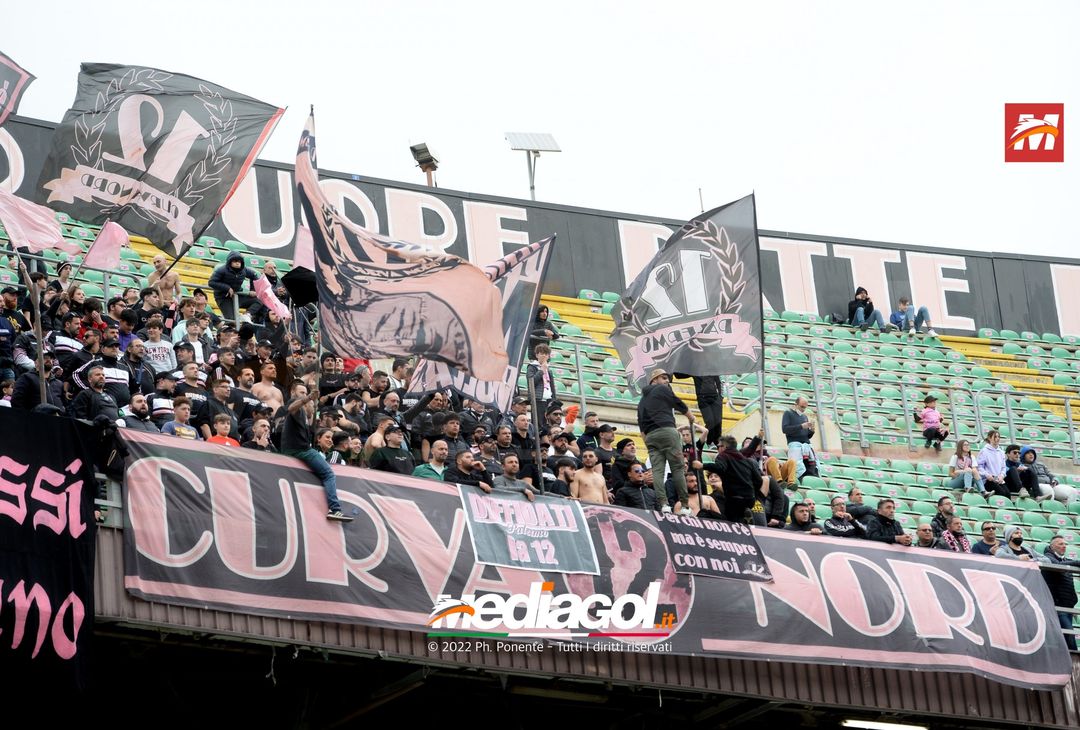 FOTO, i tifosi allo stadio per Palermo – Taranto 5-2 (Gallery) - immagine 30