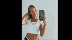 VIDEO / Vicky Varga: “Ecco alcuni esercizi semplici, ma efficaci da fare a casa”