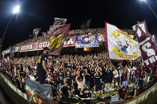 (Photo by Francesco Pecoraro/Getty Images) Salernitana Napoli