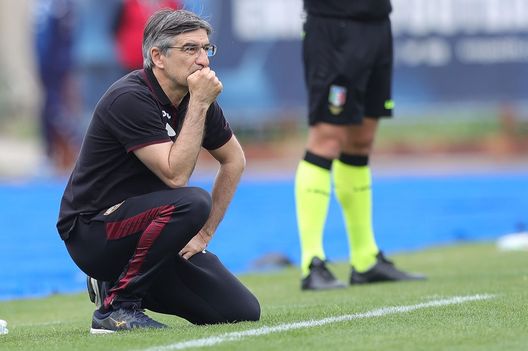 EMPOLI, ITALY - MAY 01: Ivan Juric manager of Torino FC looks on during the Serie A match between Empoli FC and Torino FC at Stadio Carlo Castellani on May 1, 2022 in Empoli, Italy. (Photo by Gabriele Maltinti/Getty Images) Juric sul futuro di Belotti: “La sua risposta dopo la Roma”- immagine 2