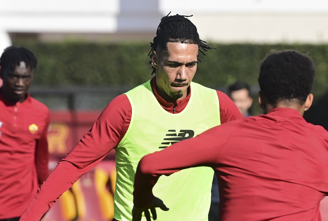 Genoa-Roma, la rifinitura: Smalling torna in gruppo – FOTO GALLERY - immagine 28