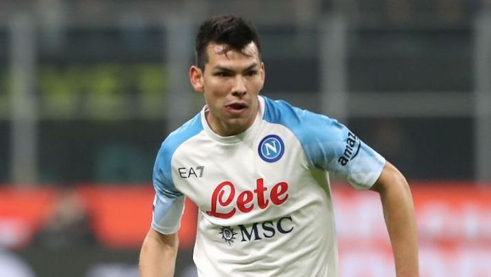 MILAN, ITALY - JANUARY 04: Hirving Lozano of SSC Napoli in action during the Serie A match between FC Internazionale and SSC Napoli at Stadio Giuseppe Meazza on January 04, 2023 in Milan, Italy. (Photo by Marco Luzzani/Getty Images) Lozano: “Una delle mie migliori partite al Napoli. Devo lavorare ancora tantissimo” - immagine 1