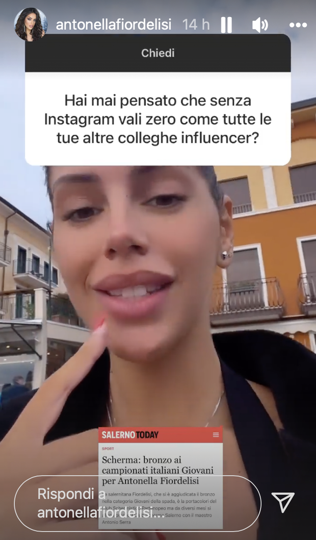 Un hater ad Antonella Fiordelisi: “Senza Instagram vali zero”. Lei risponde così- immagine 2