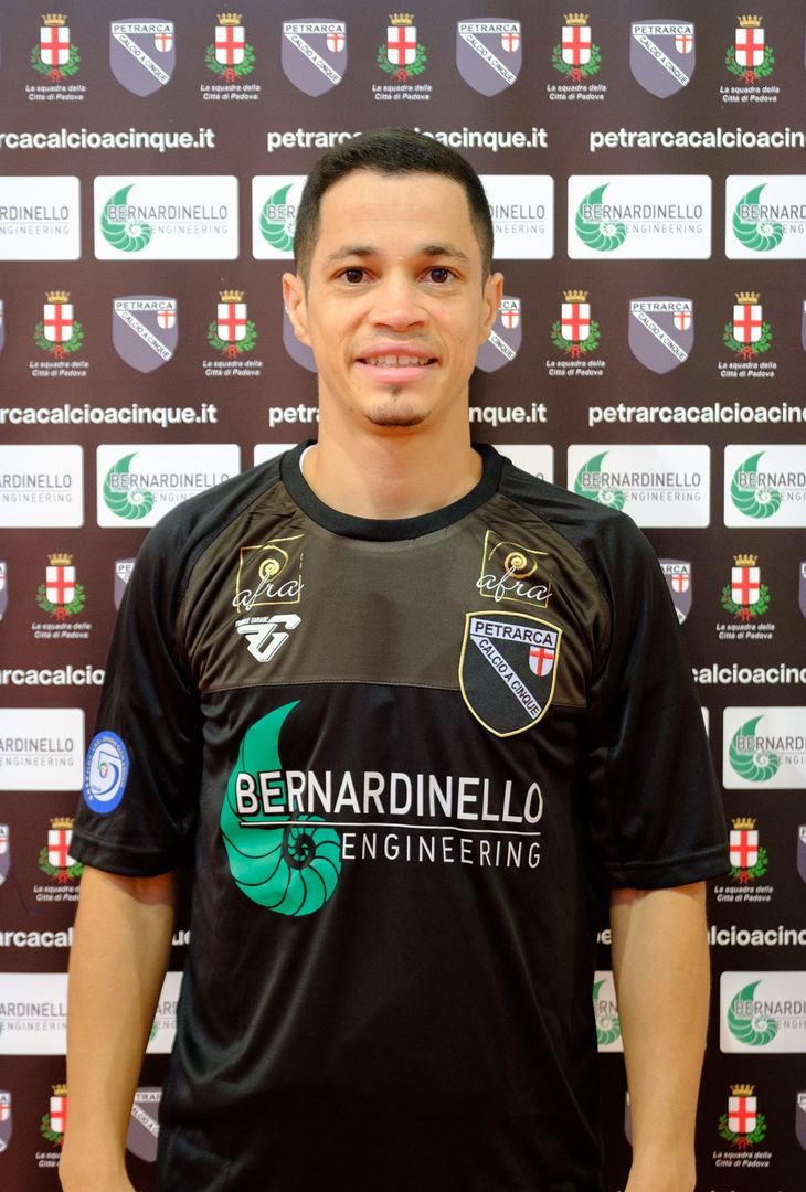  Rafael De Souza Noaves "Rafinha" 