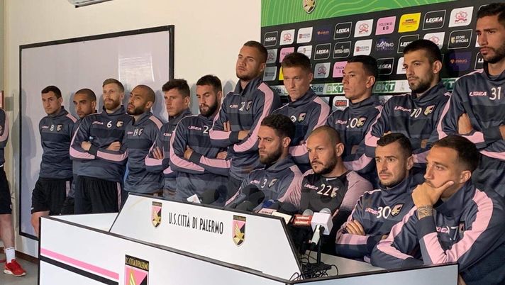 Calciomercato Palermo, il tesoretto che può aiutare a ripartire: in caso di Serie C… Calciomercato Palermo, il tesoretto che può aiutare a ripartire: in caso di Serie C…