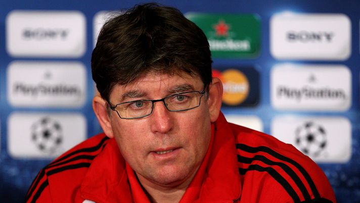 BUDAPEST, HUNGARY - NOVEMBER 23: Debrecen manager Andras Herczeg speaks to the media at the Ferenc Puskas Stadium on November 23, 2009 in Budapest, Hungary. Liverpool will play Debrecen in the UEFA Champions League group E match tomorrow, November 24th, needing a win to stand any chance of progressing to the knockout stage. (Photo by Richard Heathcote/Getty Images) BUDAPEST, HUNGARY - NOVEMBER 23: Debrecen manager Andras Herczeg speaks to the media at the Ferenc Puskas Stadium on November 23, 2009 in Budapest, Hungary. Liverpool will play Debrecen in the UEFA Champions League group E match tomorrow, November 24th, needing a win to stand any chance of progressing to the knockout stage. (Photo by Richard Heathcote/Getty Images)