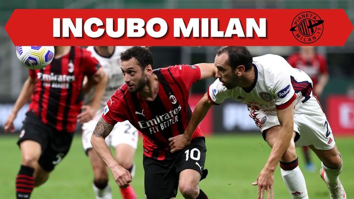 Hakan Calhanoglu (centrocampista AC Milan) contro Diego Godin (difensore Cagliari) in Milan-Cagliari 0-0 (Serie A 2020-2021) | News (Getty Images) 