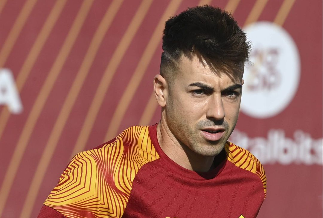 Trigoria, ripresa in vista del Betis: Karsdorp con il gruppo – FOTO GALLERY - immagine 44