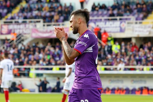 GERMOGLI PH: 24 OTTOBRE 2021 FIRENZE STADIO ARTEMIO FRANCHI SERIE A FIORENTINA VS CAGLIARI NELLA FOTO GONZALEZ GERMOGLI PH: 24 OTTOBRE 2021 FIRENZE STADIO ARTEMIO FRANCHI SERIE A FIORENTINA VS CAGLIARI NELLA FOTO GONZALEZ