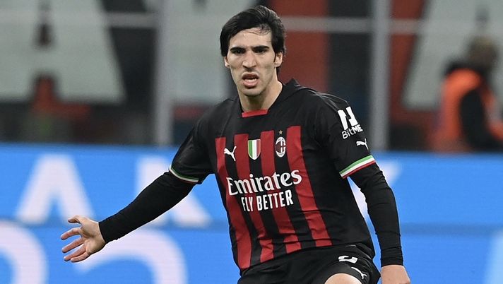 Sandro Tonali AC Milan Milan-Fiorentina 2-1 Serie A 2022-2023