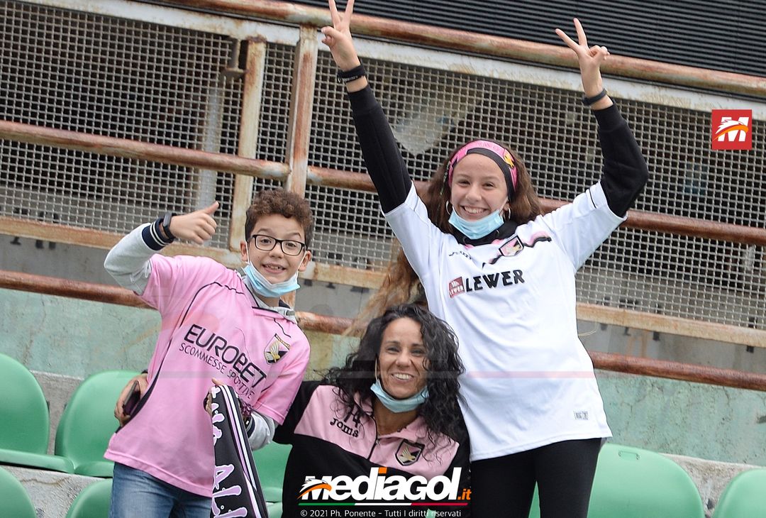 FOTO, i tifosi allo stadio per Palermo – Avellino 1-1 (Gallery) - immagine 46