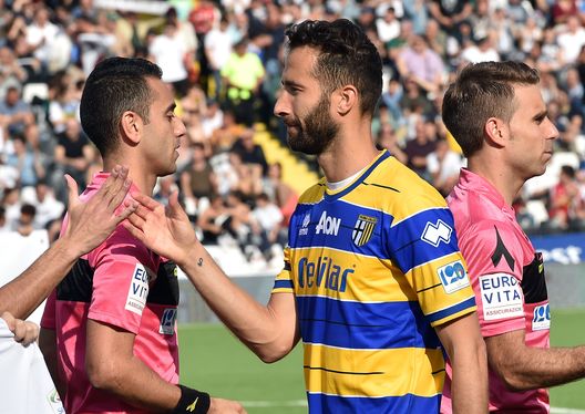 CESENA, ITALY - MAY 06: Valerio Di Cesare of Parma Calcio prior the serie B match between AC Cesena and Parma Calcio at Dino Manuzzi Stadium on May 6, 2018 in Cesena, Italy. (Photo by Giuseppe Bellini/Getty Images) CESENA, ITALY - MAY 06: Valerio Di Cesare of Parma Calcio prior the serie B match between AC Cesena and Parma Calcio at Dino Manuzzi Stadium on May 6, 2018 in Cesena, Italy. (Photo by Giuseppe Bellini/Getty Images)