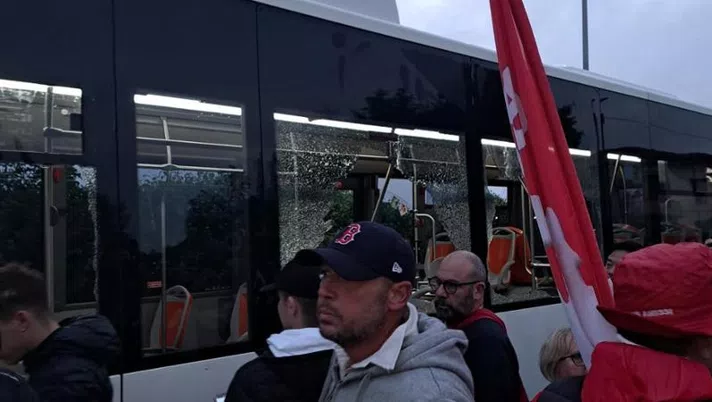 Assalto all’autobus del Padova, arrivano i primi Daspo per i teppisti - immagine 1