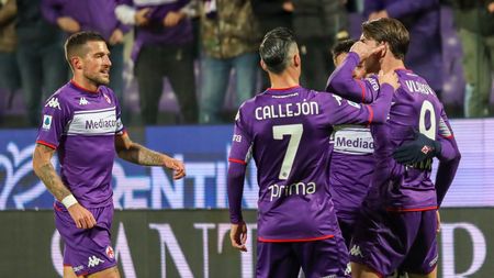 GERMOGLI PH: 30 NOVEMBRE 2021 FIRENZE STADIO ARTEMIO FRANCHI SERIE A FIORENTINA VS SAMPDORIA NELLA FOTO ESULTANZA GOL VLAHOVIC GERMOGLI PH: 30 NOVEMBRE 2021 FIRENZE STADIO ARTEMIO FRANCHI SERIE A FIORENTINA VS SAMPDORIA NELLA FOTO ESULTANZA GOL VLAHOVIC
