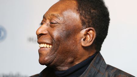 MELBOURNE, AUSTRALIA - MARCH 26: Pele speaks to the media during a press conference at The Peninsula on March 26, 2015 in Melbourne, Australia. (Photo by Robert Cianflone/Getty Images) MELBOURNE, AUSTRALIA - MARCH 26: Pele speaks to the media during a press conference at The Peninsula on March 26, 2015 in Melbourne, Australia. (Photo by Robert Cianflone/Getty Images)