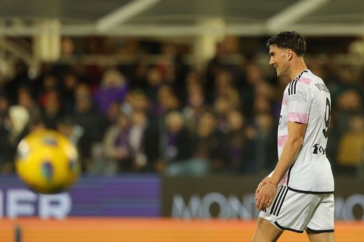 Vlahovic, espulsione e niente Serbia: Fiorentina a rischio, il motivo- immagine 2