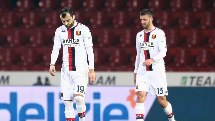 BENEVENTO, ITALY - DECEMBER 20: Goran Pandev of Genoa CFC stands disappointed during the Serie A match between Benevento Calcio and Genoa CFC at Stadio Ciro Vigorito on December 20, 2020 in Benevento, Italy. (Photo by Francesco Pecoraro/Getty Images) BENEVENTO, ITALY - DECEMBER 20: Goran Pandev of Genoa CFC stands disappointed during the Serie A match between Benevento Calcio and Genoa CFC at Stadio Ciro Vigorito on December 20, 2020 in Benevento, Italy. (Photo by Francesco Pecoraro/Getty Images)