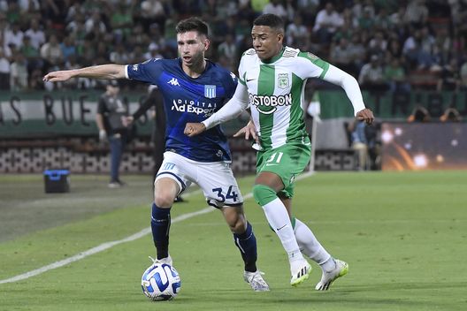 Racing, Facundo Mura si attarda negli spogliatoi e la squadra riparte senza di lui…- immagine 2