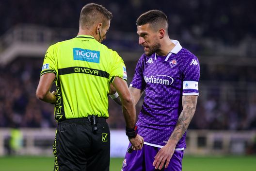 De Rossi: “Mancini sostituito? Lo stadio chiedeva il rosso. Primo tempo moscio”- immagine 2