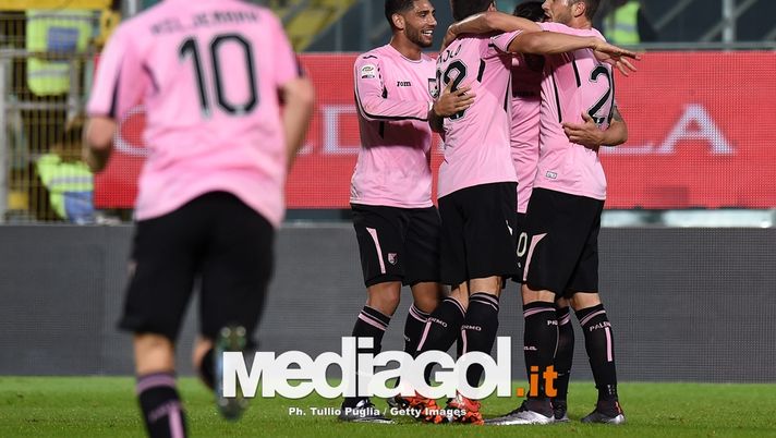 Video, gli auguri di Natale dai calciatori del Palermo Video, gli auguri di Natale dai calciatori del Palermo