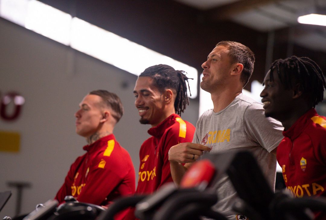 Roma, l’allenamento dopo la vittoria con la Real Sociedad: c’è Pisilli – FOTO GALLERY - immagine 4