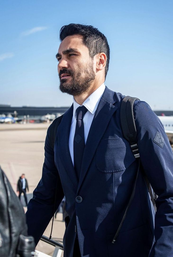 L'arrivo dei calciatori blaugrana all'aeroporto di Capodichino