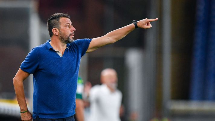 GENOA, ITALY - AUGUST 23: Roberto D'Aversa head coach of Sampdoria in action during the Serie A match between UC Sampdoria and Ac Milan at Stadio Luigi Ferraris on August 23, 2021 in Genoa, Italy. (Photo by Getty Images) GENOA, ITALY - AUGUST 23: Roberto D'Aversa head coach of Sampdoria in action during the Serie A match between UC Sampdoria and Ac Milan at Stadio Luigi Ferraris on August 23, 2021 in Genoa, Italy. (Photo by Getty Images)