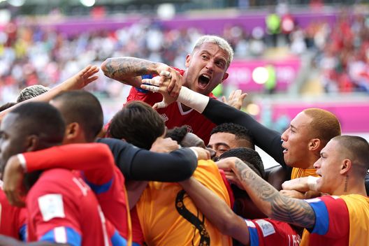 (Photo by Francois Nel/Getty Images) Giappone-Costa Rica 0-1, decisivo il gol di Fuller: la Germania ringrazia- immagine 2