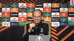 VIDEO / Allegri e il regalo per le donne in sala