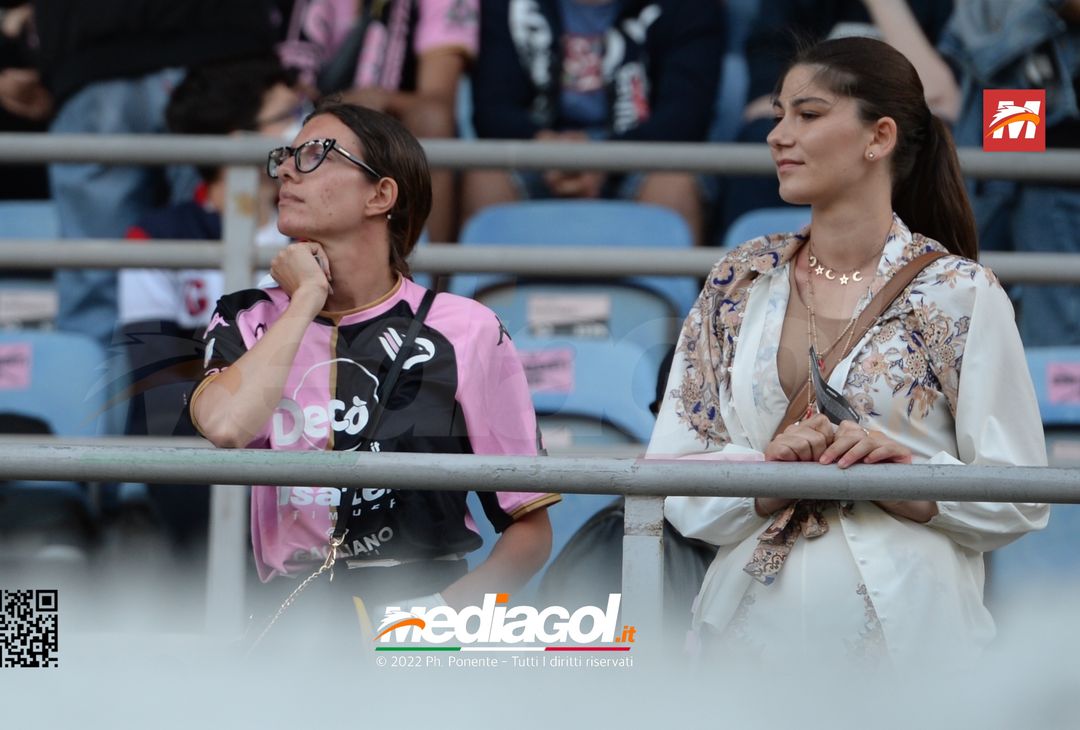 Fototifo, i tifosi allo stadio per Palermo-Virtus Entella 2-2 (gallery) - immagine 97
