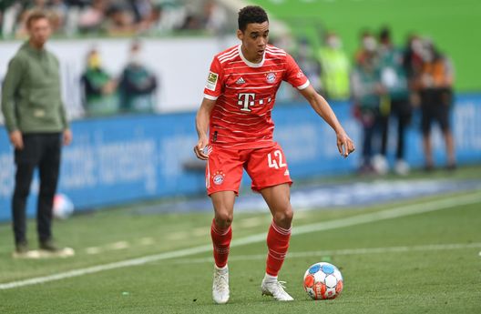 WOLFSBURG, GERMANY - MAY 14: Jamal Musiala of Bayern Munich in action during the Bundesliga match between VfL Wolfsburg and FC Bayern München at Volkswagen Arena on May 14, 2022 in Wolfsburg, Germany. (Photo by Stuart Franklin/Getty Images) Musiala, l’ultimo regalo di Low alla Germania- immagine 2